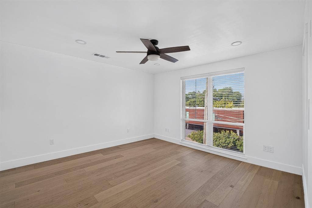 2349 N Carroll Avenue, Dallas, TX 75204