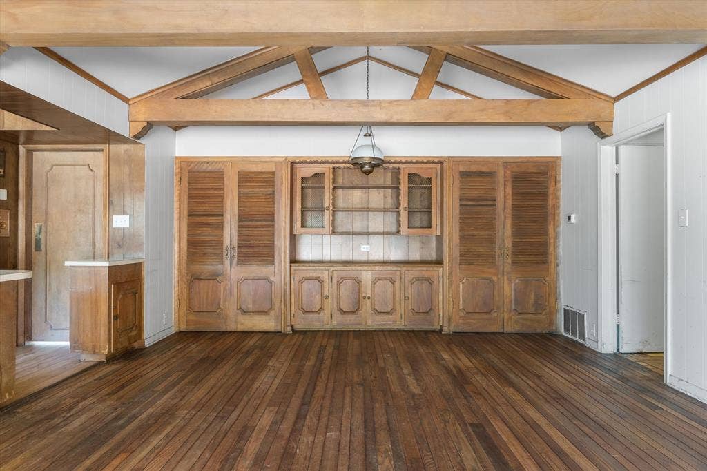 609 E Dewey Street, Malakoff, TX 75148 609 E Dewey Street, Malakoff, TX 75148
