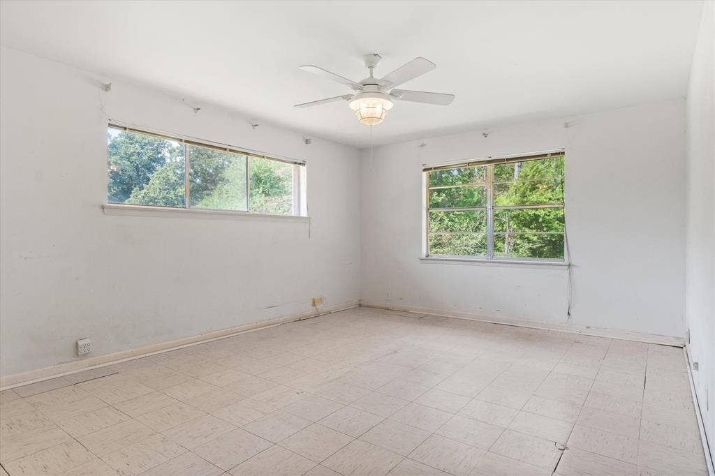 609 E Dewey Street, Malakoff, TX 75148 609 E Dewey Street, Malakoff, TX 75148