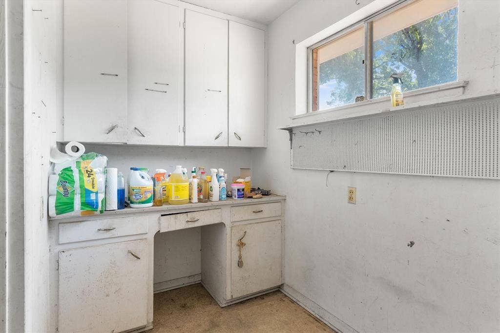 609 E Dewey Street, Malakoff, TX 75148 609 E Dewey Street, Malakoff, TX 75148