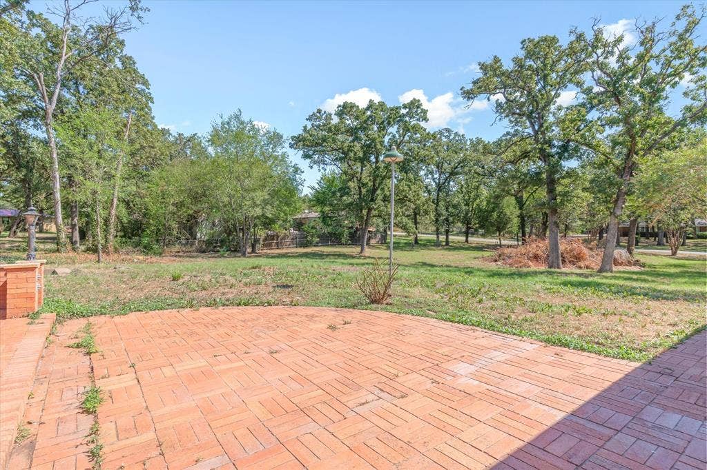 609 E Dewey Street, Malakoff, TX 75148 609 E Dewey Street, Malakoff, TX 75148