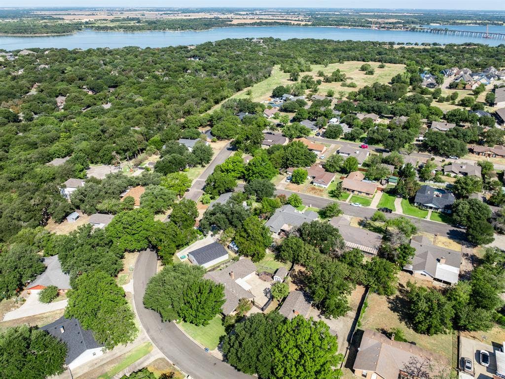 8565 Briargrove Drive, Woodway, TX 76712 8565 Briargrove Drive, Woodway, TX 76712