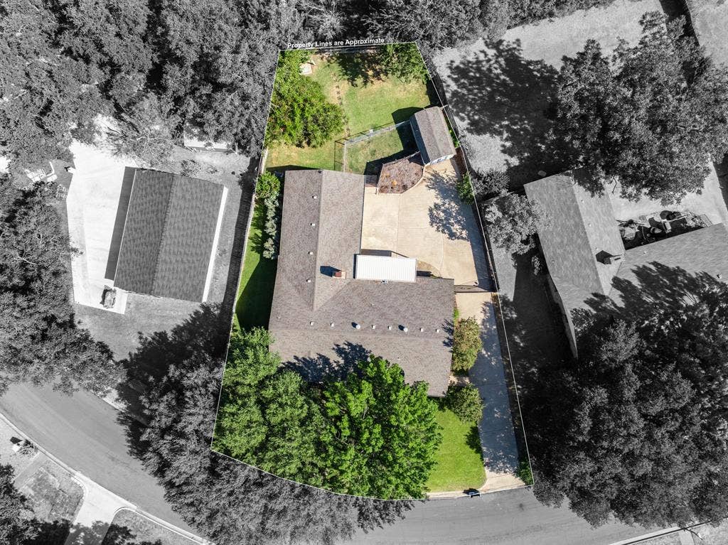 8565 Briargrove Drive, Woodway, TX 76712 8565 Briargrove Drive, Woodway, TX 76712