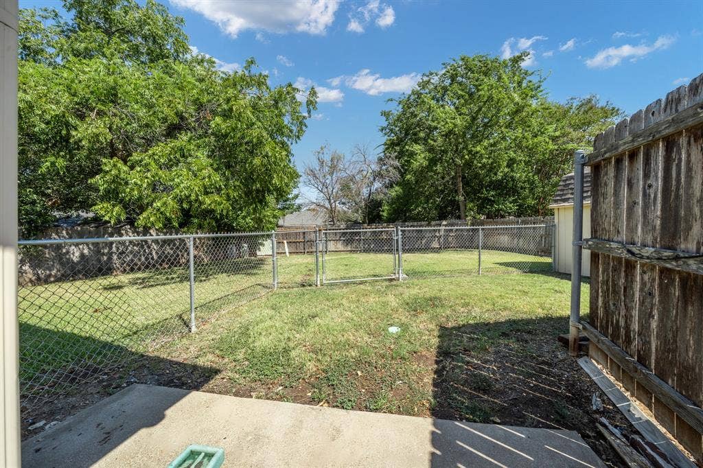 8565 Briargrove Drive, Woodway, TX 76712 8565 Briargrove Drive, Woodway, TX 76712