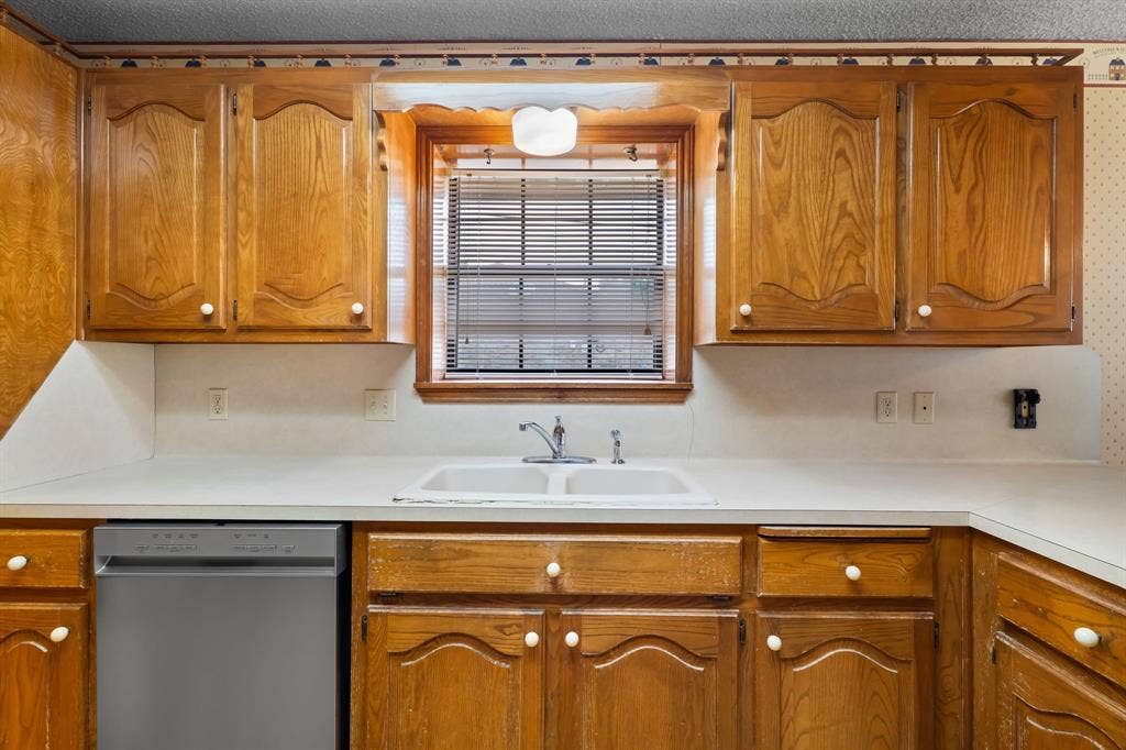 502 Celeste Drive, Robinson, TX 76706 502 Celeste Drive, Robinson, TX 76706