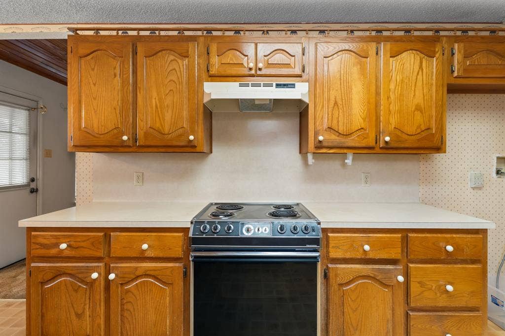 502 Celeste Drive, Robinson, TX 76706 502 Celeste Drive, Robinson, TX 76706
