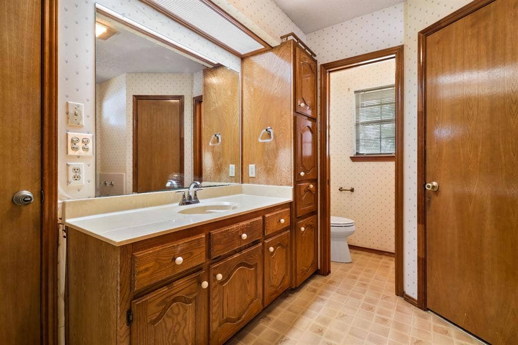502 Celeste Drive, Robinson, TX 76706 502 Celeste Drive, Robinson, TX 76706