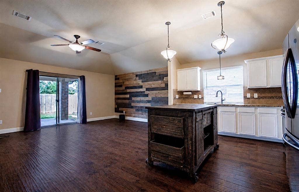 226 Starlight Drive, Forney, TX 75126 226 Starlight Drive, Forney, TX 75126