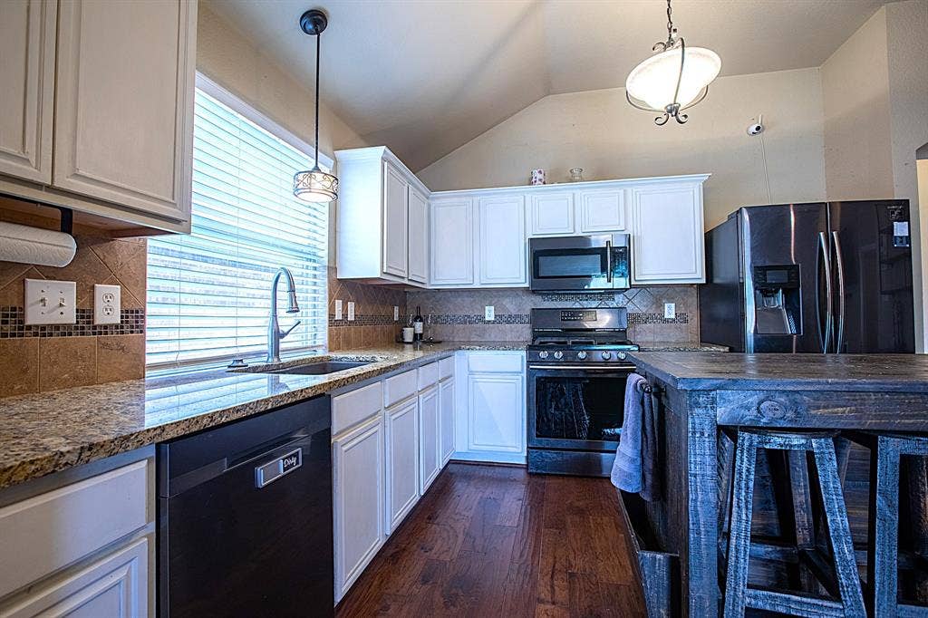 226 Starlight Drive, Forney, TX 75126 226 Starlight Drive, Forney, TX 75126