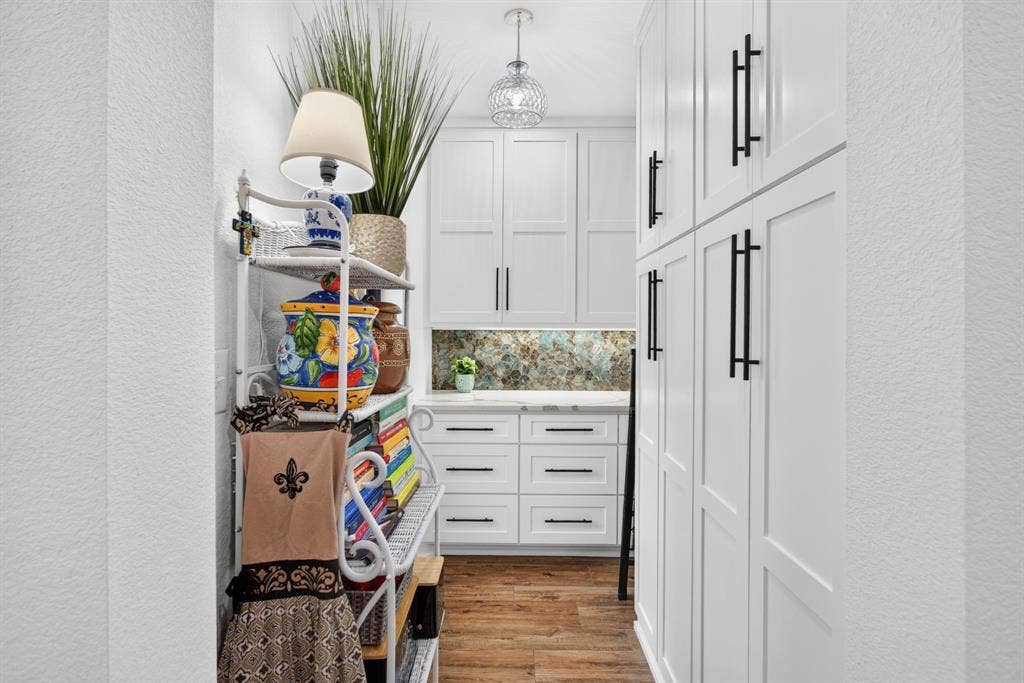 6400 Lake Oaks Circle, Fort Worth, TX 76108 6400 Lake Oaks Circle, Fort Worth, TX 76108