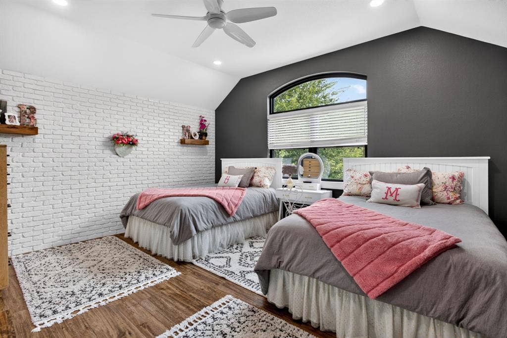 6400 Lake Oaks Circle, Fort Worth, TX 76108 6400 Lake Oaks Circle, Fort Worth, TX 76108
