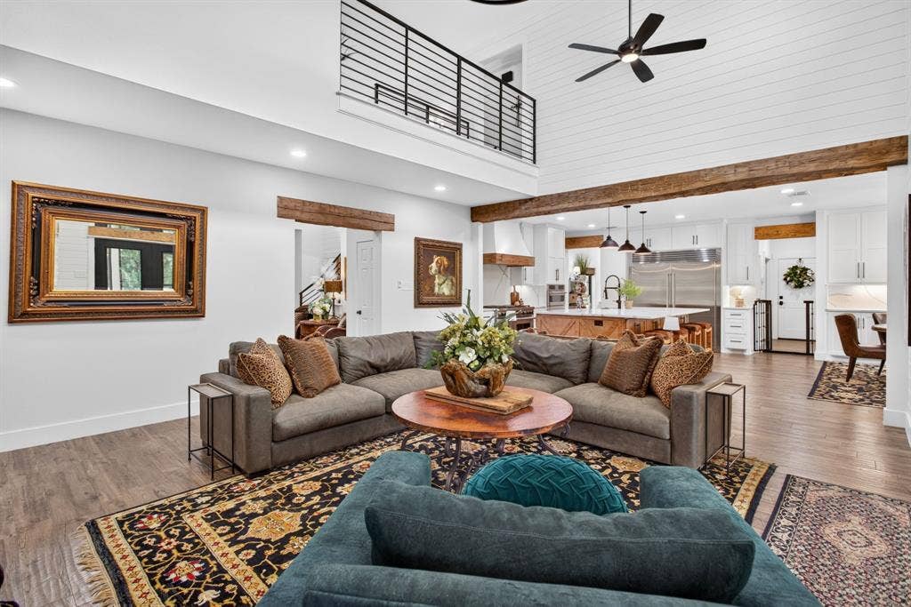 6400 Lake Oaks Circle, Fort Worth, TX 76108 6400 Lake Oaks Circle, Fort Worth, TX 76108