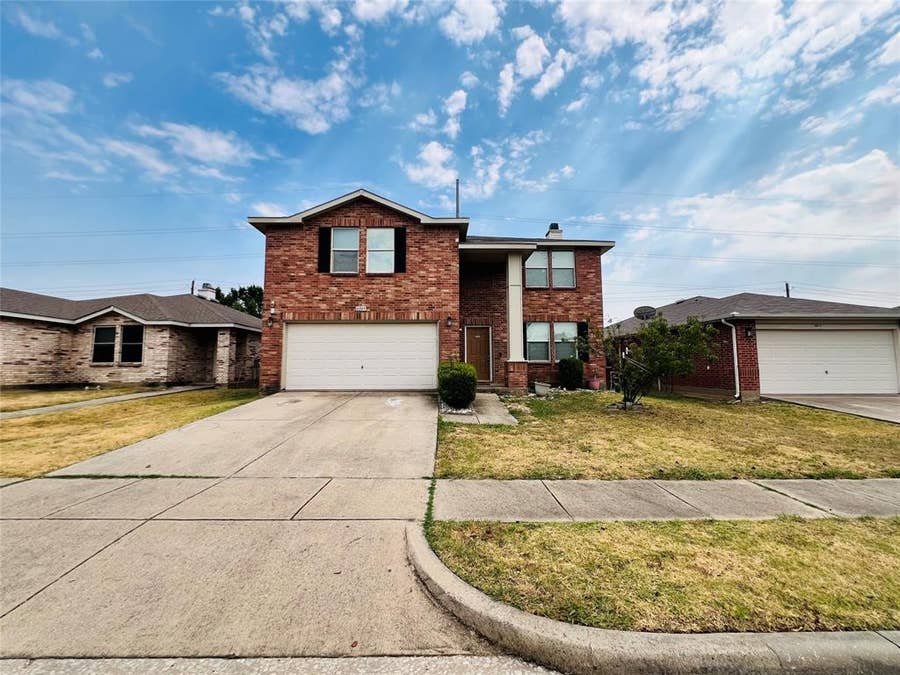 Property photo for 6209 Thoroughbred Trail, Denton, TX
