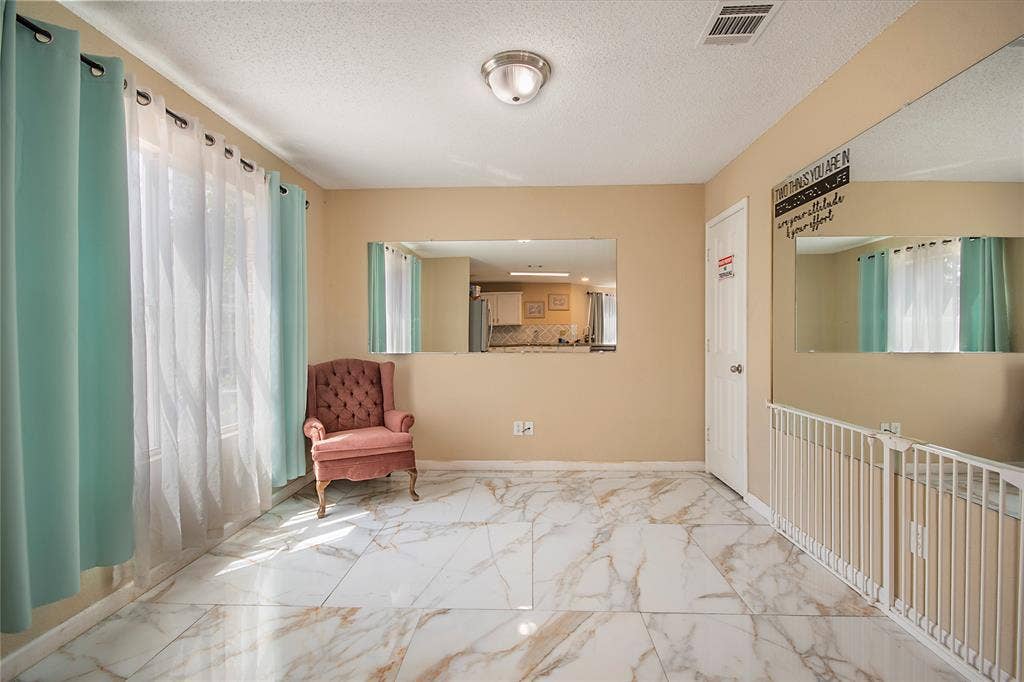 6659 Leaning Oaks Street, Dallas, TX 75241 6659 Leaning Oaks Street, Dallas, TX 75241