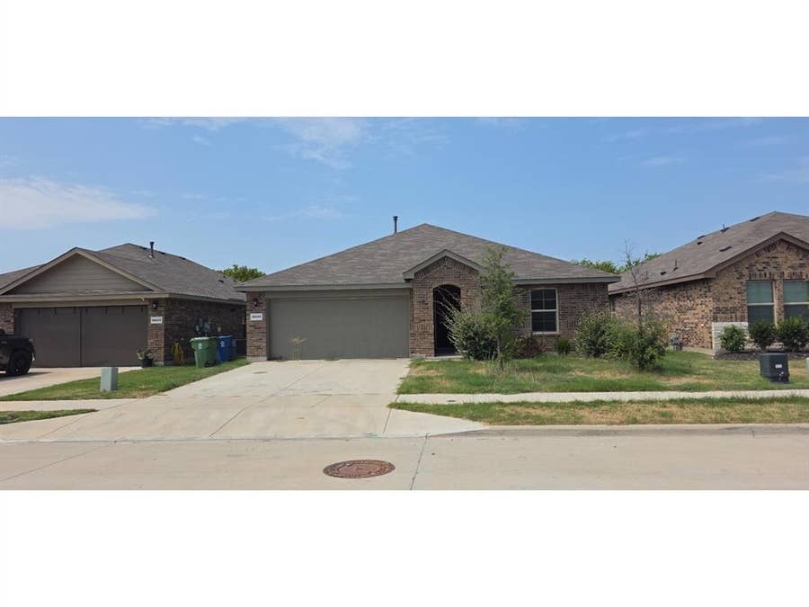 Property photo for 16629 White Fish Lane, Justin, TX