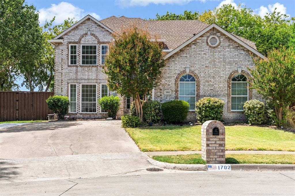 1702 Leander Court, Allen, TX 75002 1702 Leander Court, Allen, TX 75002