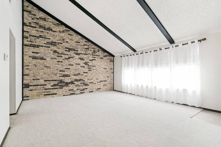 Property photo for 2019 Clubridge Drive, Carrollton, TX