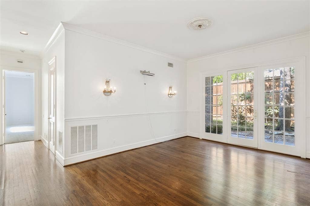 7739 SOUTHWESTERN Boulevard, Dallas, TX 75225 7739 SOUTHWESTERN Boulevard, Dallas, TX 75225