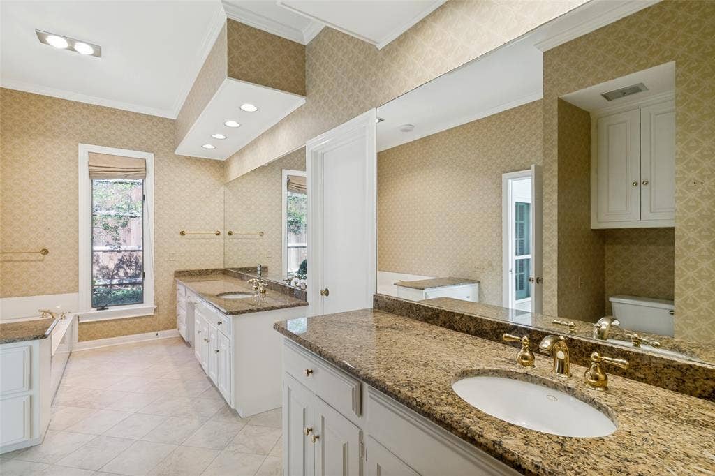 7739 SOUTHWESTERN Boulevard, Dallas, TX 75225 7739 SOUTHWESTERN Boulevard, Dallas, TX 75225