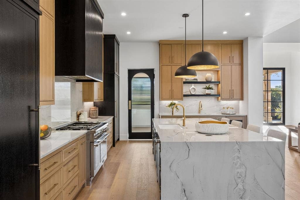 1560 Ottinger Road, Keller, TX 76262 1560 Ottinger Road, Keller, TX 76262