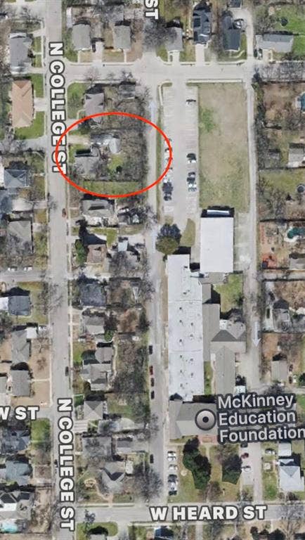 1018 N College Street, McKinney, TX 75069 1018 N College Street, McKinney, TX 75069