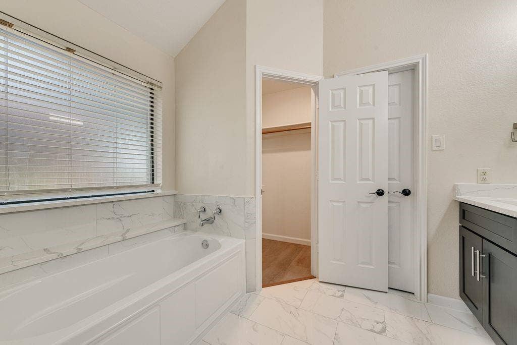 3206 Andrea Lane, Garland, TX 75040 3206 Andrea Lane, Garland, TX 75040