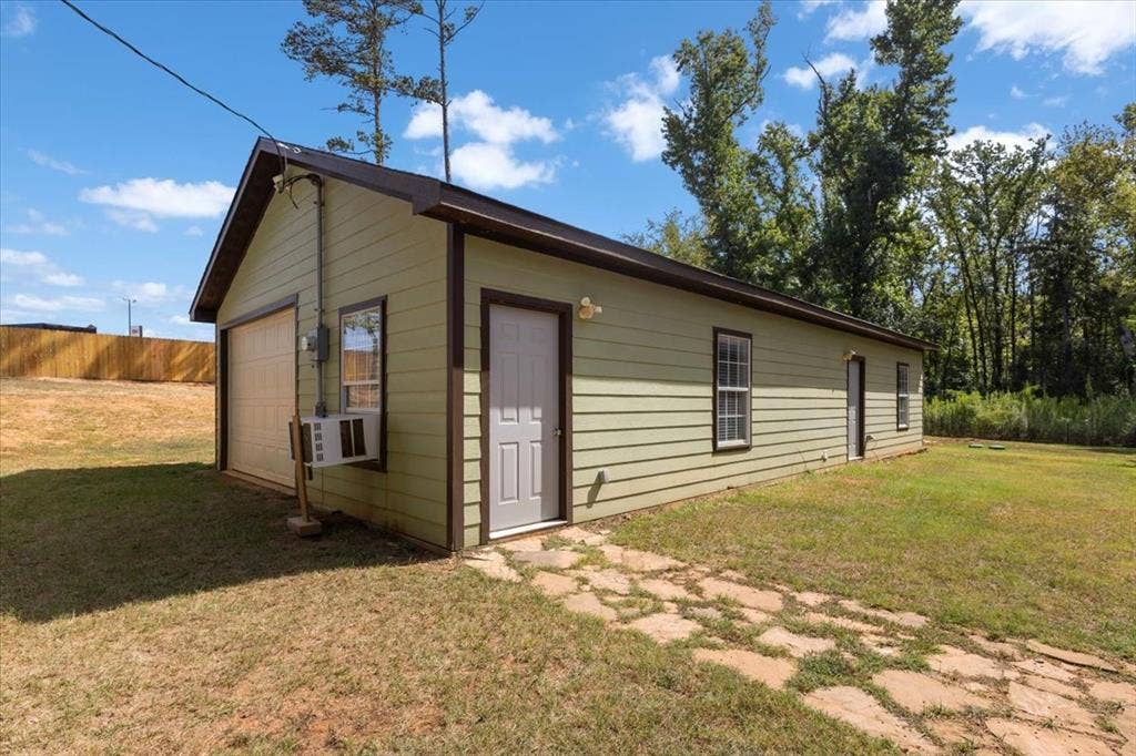 16136 County Road 1134=, Tyler, TX 75709 16136 County Road 1134=, Tyler, TX 75709