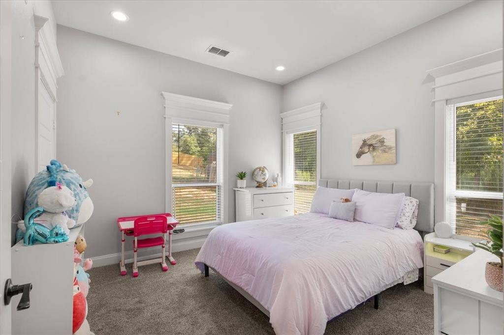 16136 County Road 1134=, Tyler, TX 75709 Vaulted ceiling with recessed lighting