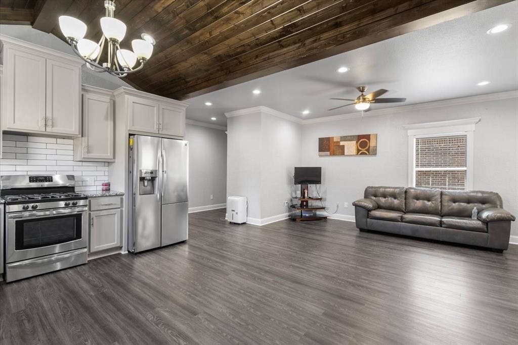 16136 County Road 1134=, Tyler, TX 75709 16136 County Road 1134=, Tyler, TX 75709