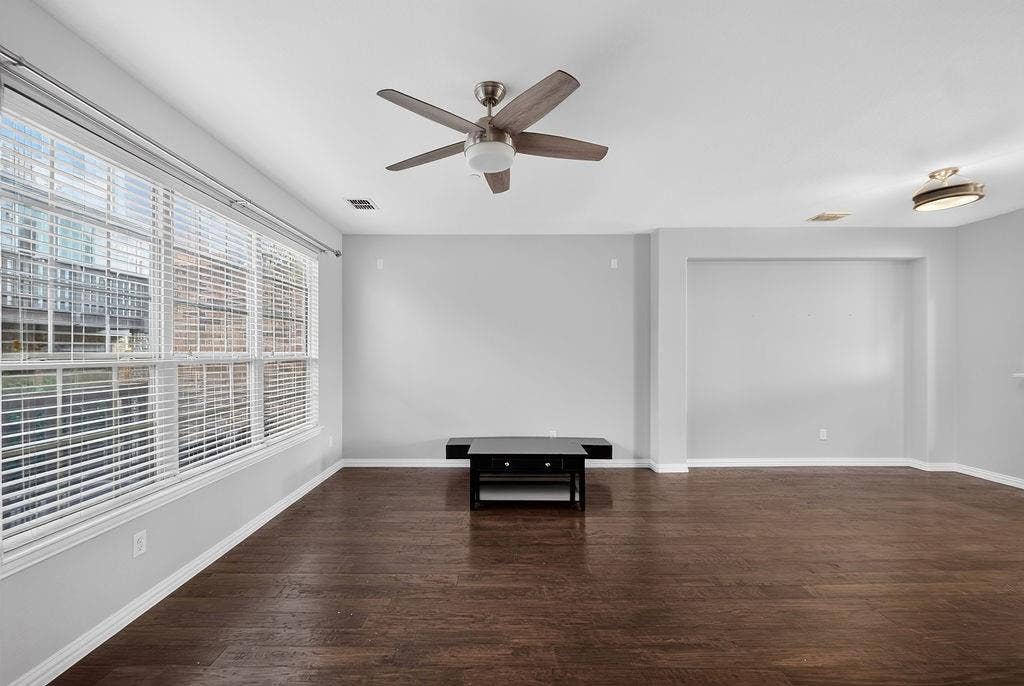 7880 Oxer Drive, Irving, TX 75063 7880 Oxer Drive, Irving, TX 75063