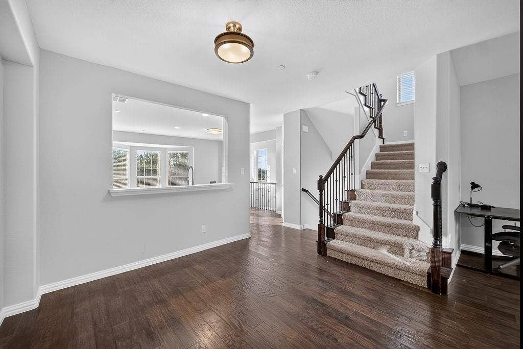 7880 Oxer Drive, Irving, TX 75063 7880 Oxer Drive, Irving, TX 75063