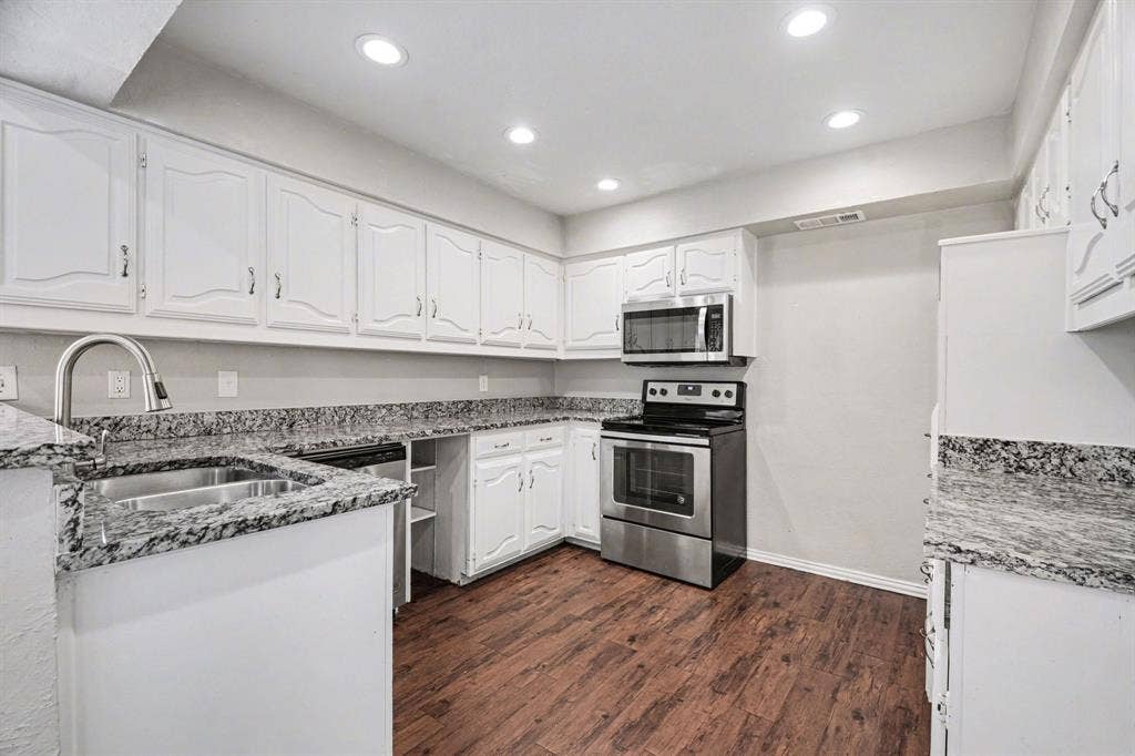 3708 Trilogy Drive, Plano, TX 75075 3708 Trilogy Drive, Plano, TX 75075
