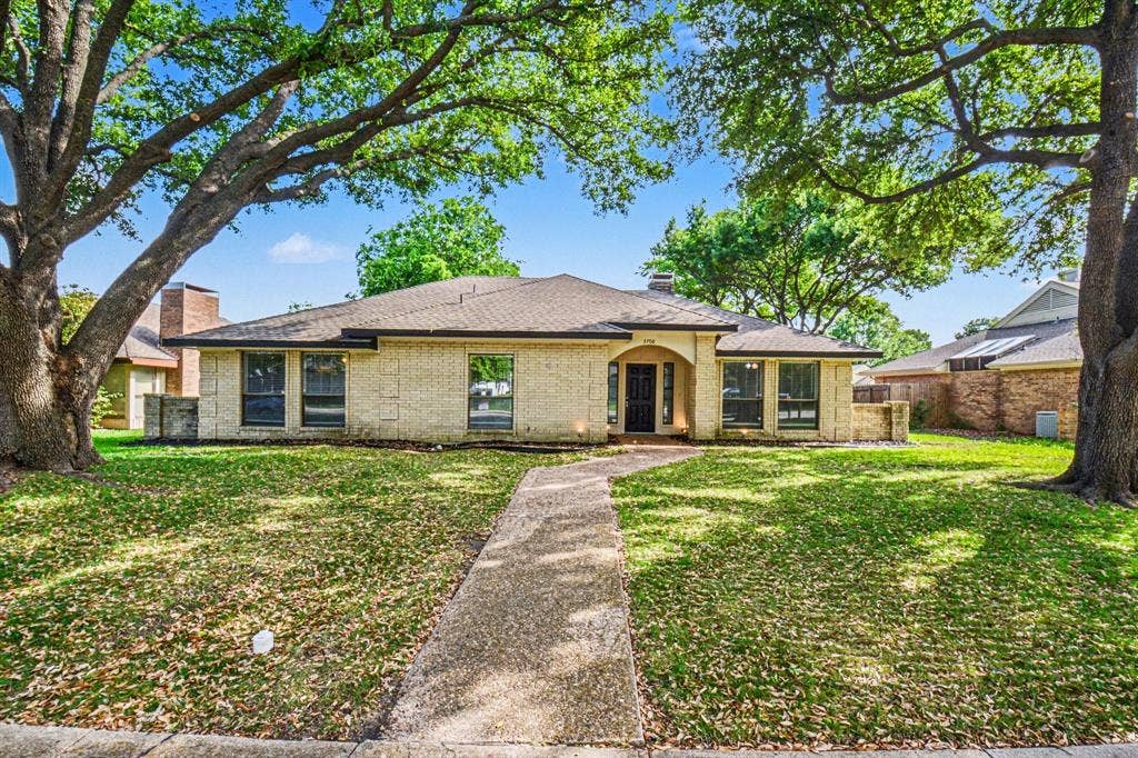 3708 Trilogy Drive, Plano, TX 75075 3708 Trilogy Drive, Plano, TX 75075