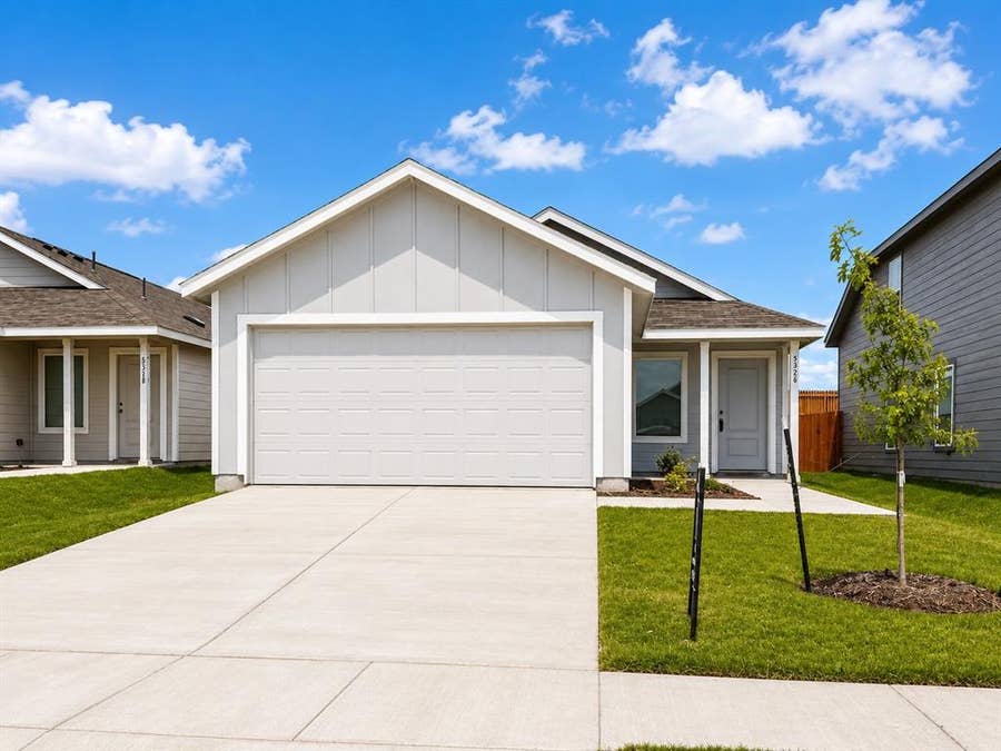 Property photo for 5326 Cinnamon Lane, Princeton, TX
