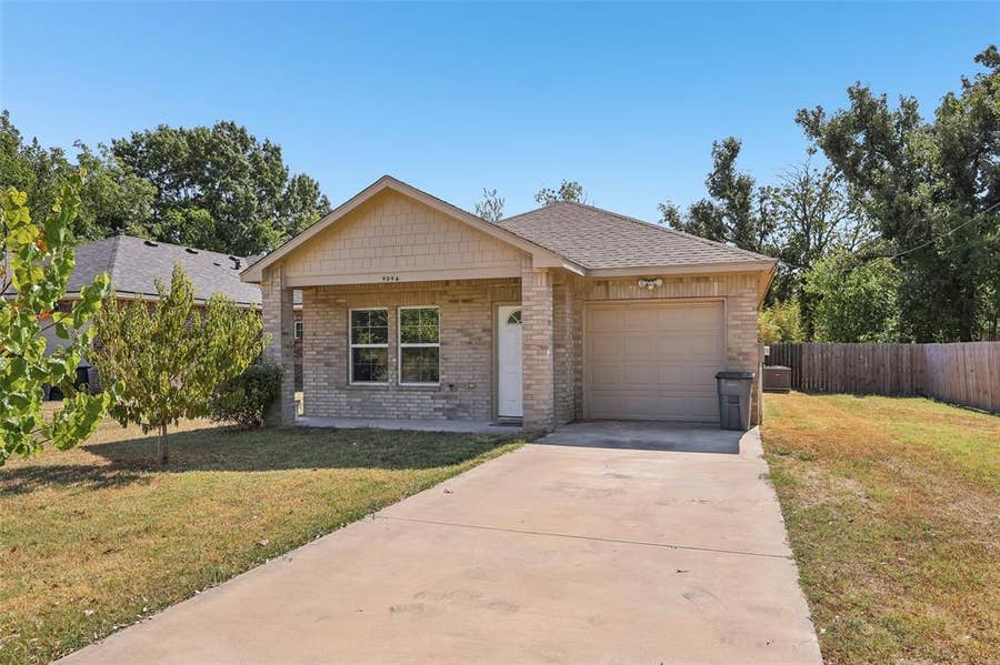 Property photo for 909 S Frances Street, #A, Terrell, TX