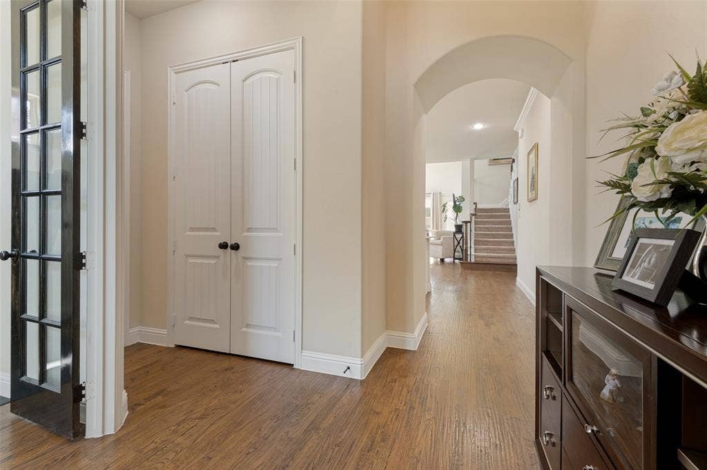 3307 Willow Brook Drive, Mansfield, TX 76063