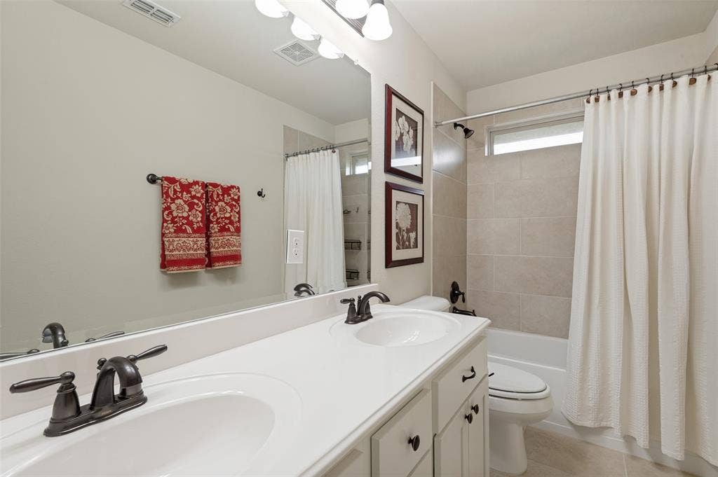 3307 Willow Brook Drive, Mansfield, TX 76063
