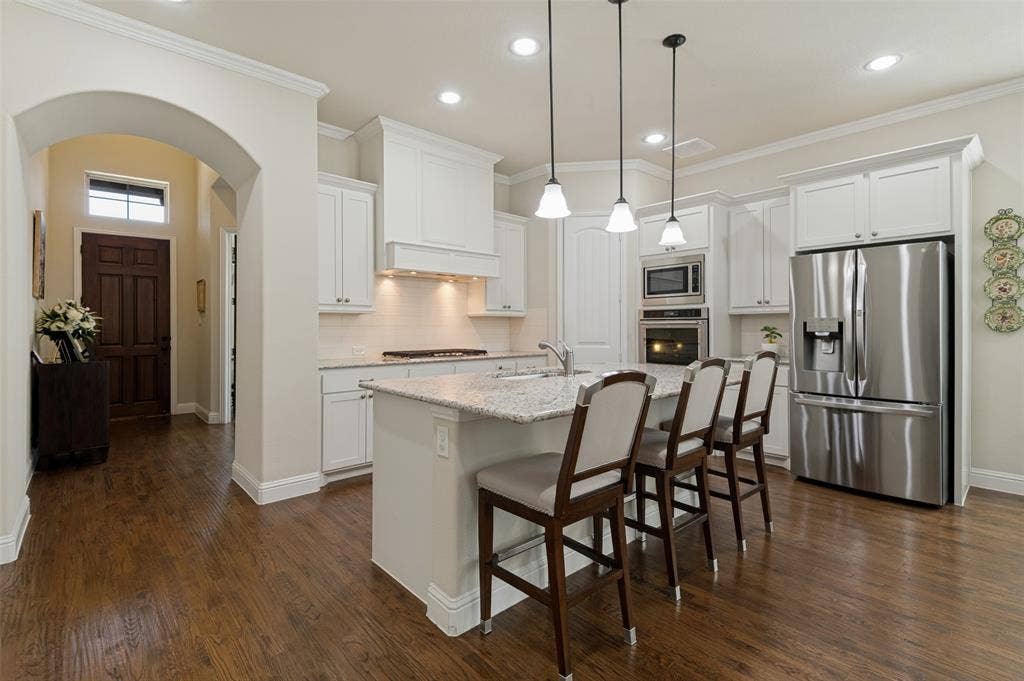 3307 Willow Brook Drive, Mansfield, TX 76063