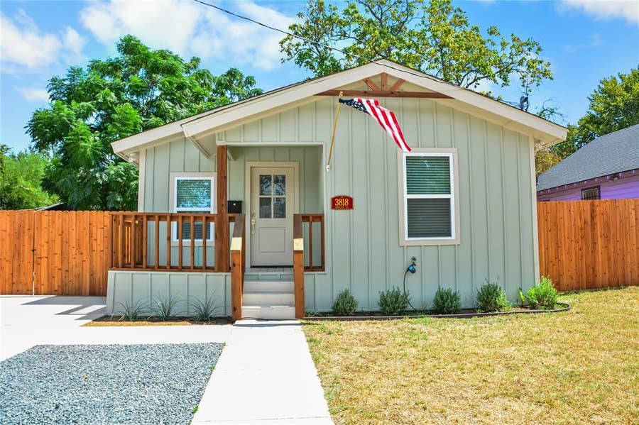 Property photo for 3818 Penelope Street, Dallas, TX