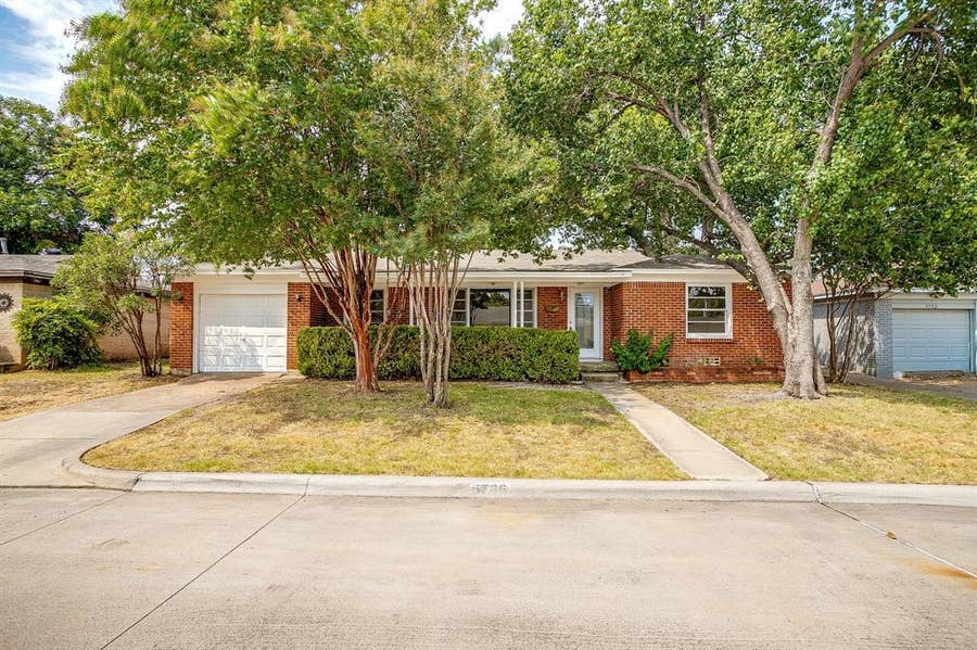 Property photo for 5736 Tracyne Drive, Westworth Village, TX