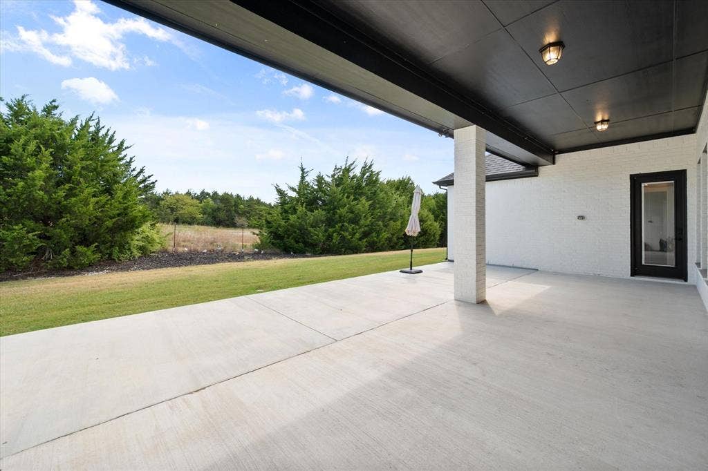 7850 Woodstream Road, Midlothian, TX 76065