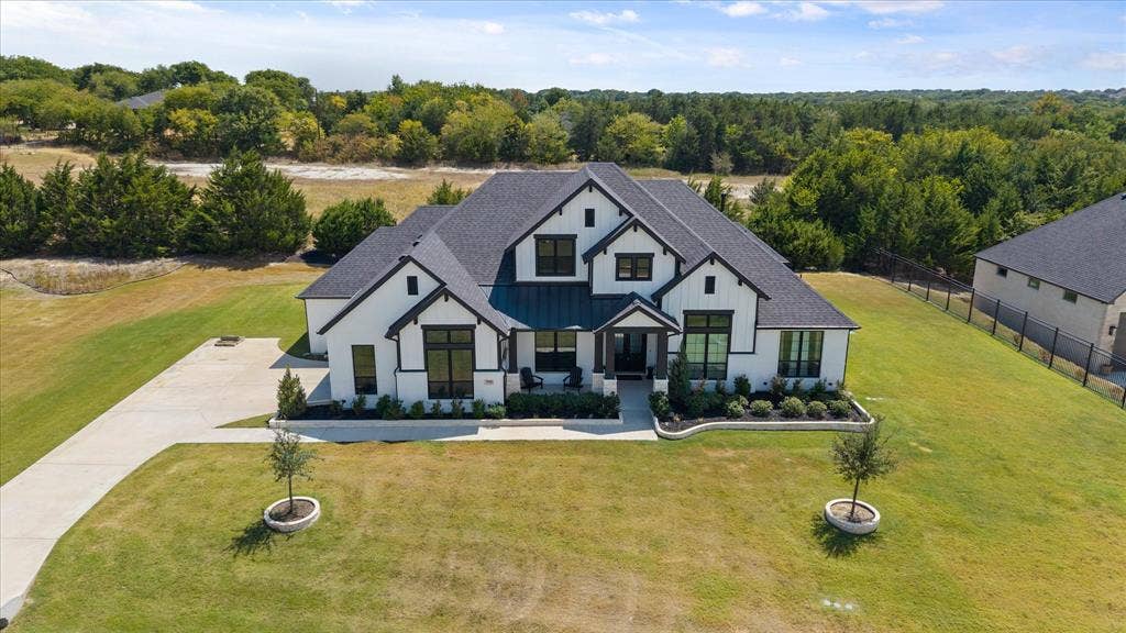 7850 Woodstream Road, Midlothian, TX 76065