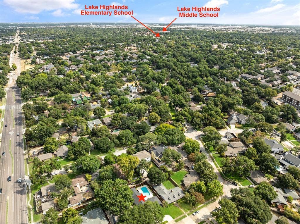 9819 Fitzroy Drive, Dallas, TX 75238 9819 Fitzroy Drive, Dallas, TX 75238