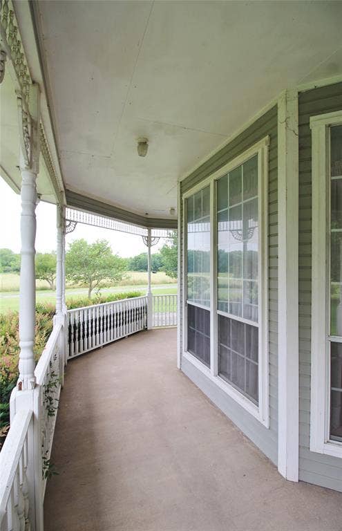8150 Bob White Road, Waxahachie, TX 75167