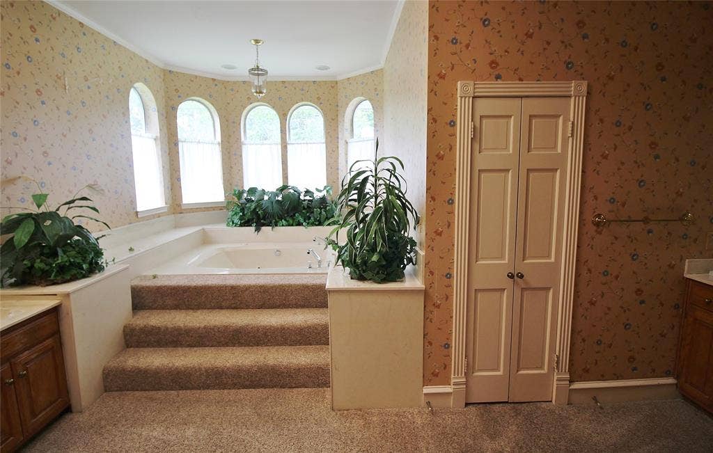 8150 Bob White Road, Waxahachie, TX 75167
