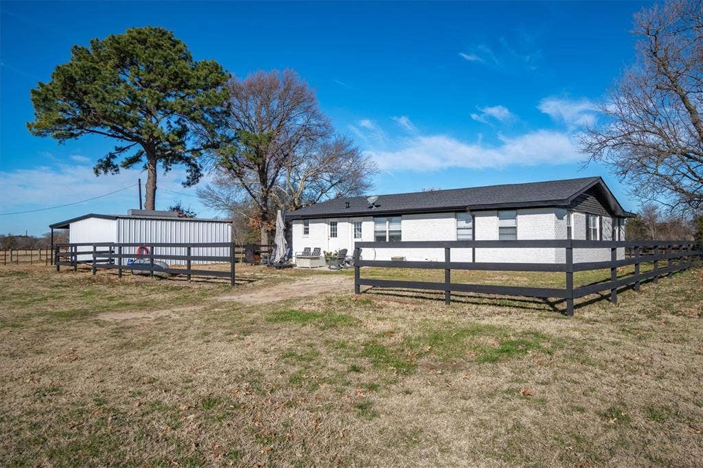 8612 Fm 1616, Athens, TX 75752 8612 Fm 1616, Athens, TX 75752