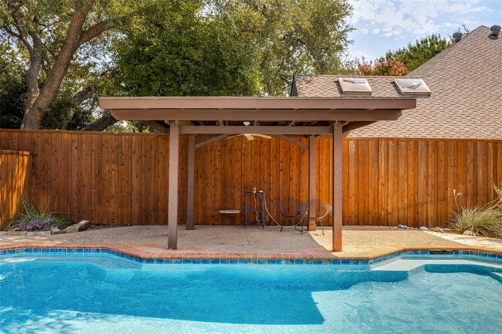 6223 Fox Trail, Dallas, TX 75248 Cool off under the pool side pergola