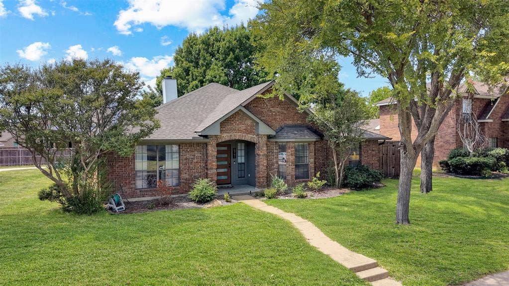 6741 Biltmore Place, Plano, TX 75023 6741 Biltmore Place, Plano, TX 75023
