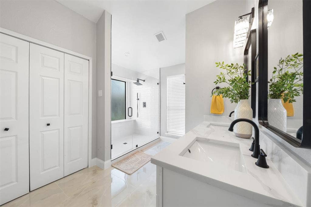 6741 Biltmore Place, Plano, TX 75023 6741 Biltmore Place, Plano, TX 75023