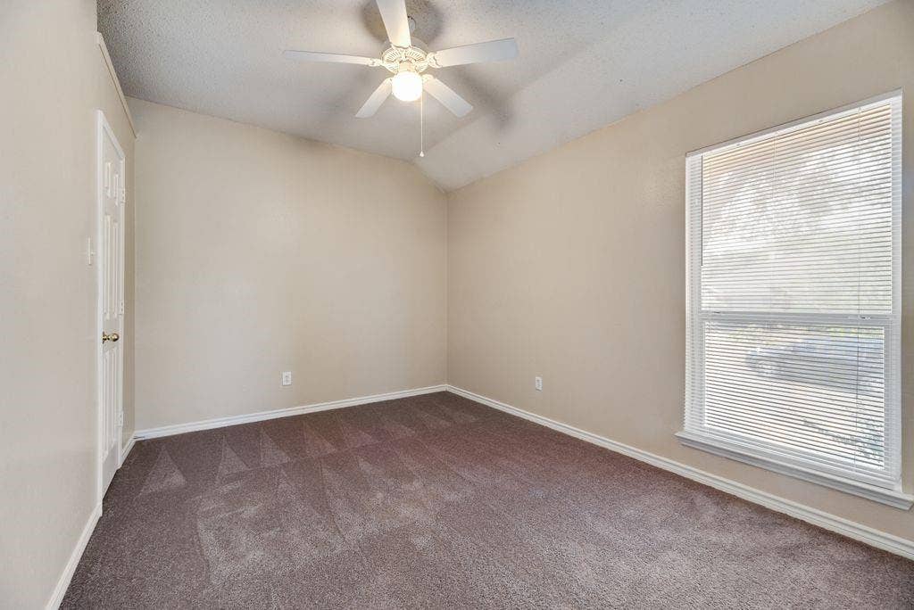 1557 Aberdeen Drive, Lancaster, TX 75134 1557 Aberdeen Drive, Lancaster, TX 75134